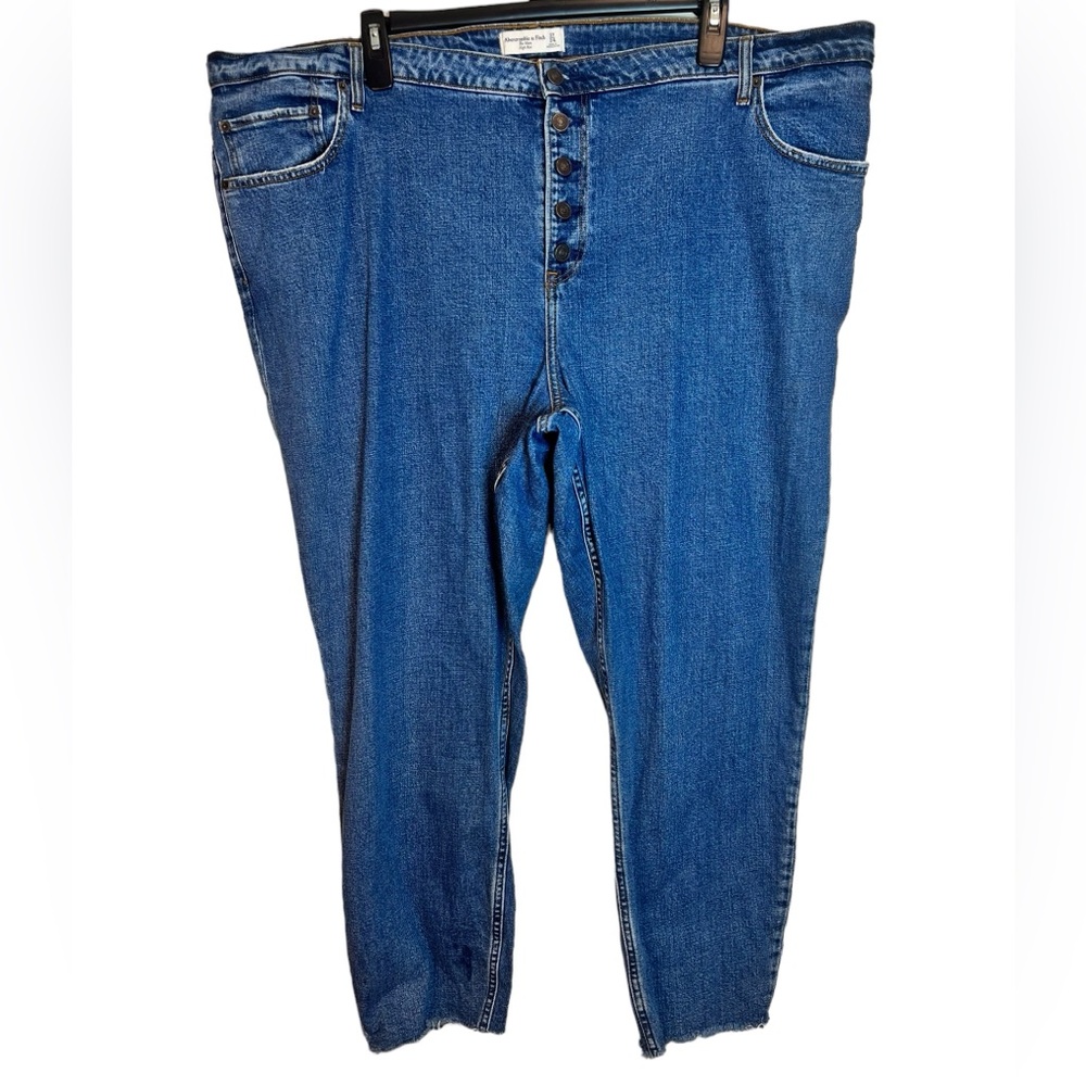 Abercrombie & Fitch Curve Love Womens 37 24 Long the Mom Fit High Rise jeans